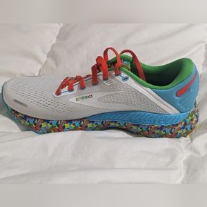 Brooks Adrenaline GTS 22